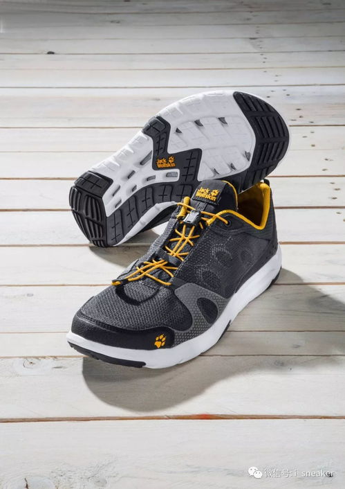 戶外運動鞋設(shè)計稿與戶外運動策劃的融合創(chuàng)新